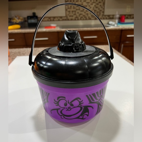 McDonald's Toys Vintage Mcdonalds 993 Halloween Pumpkin Witch Happy